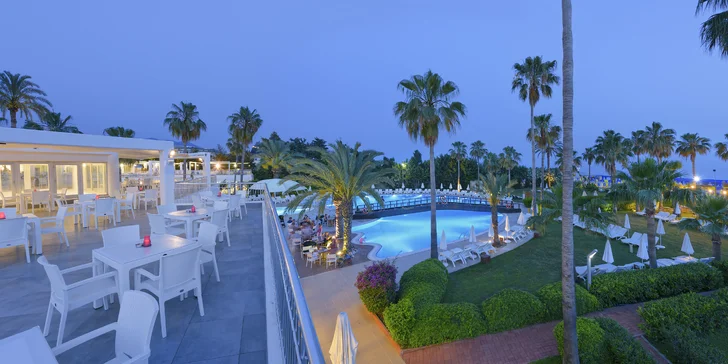 Dovolená v Turecku: 7 nocí v 5* hotelu Club Kastalia, ultra all inclusive, let i dětský klub Čedog