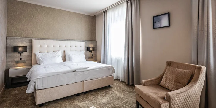 Víkendový pobyt v hotelu Europa: polopenze i hrací žetony do kasina