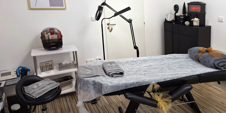 Dárkový voucher v hodnotě 1000-3000 Kč: kosmetika, masáže, solárium i permanentní make-up