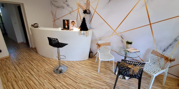 Dárkový voucher v hodnotě 1000-3000 Kč: kosmetika, masáže, solárium i permanentní make-up