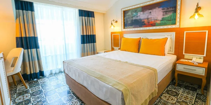 Turecko: 4* hotel, ultra all inclusive i doprava, až 2 děti za cenu letenky