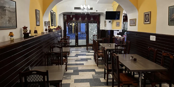 Voucher do indické restaurace na 400 Kč: masové i vege chody, polévky, jemné či pálivé omáčky