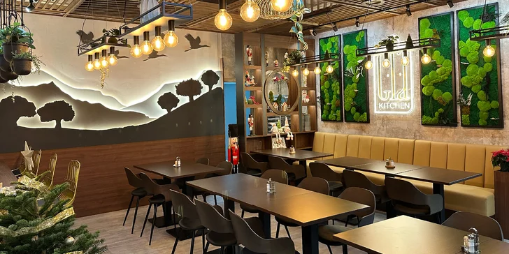 Chuť exotiky: Pad Thai nebo sushi menu pro jednoho i pro dva