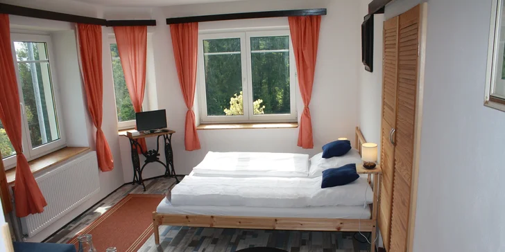 Pobyt v Kořenově na rozhraní Jizerských hor a Krkonoš: rodinný hotel se snídaní či polopenzí
