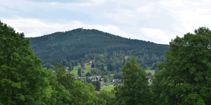 Pobyt v Kořenově na rozhraní Jizerských hor a Krkonoš: rodinný hotel se snídaní či polopenzí