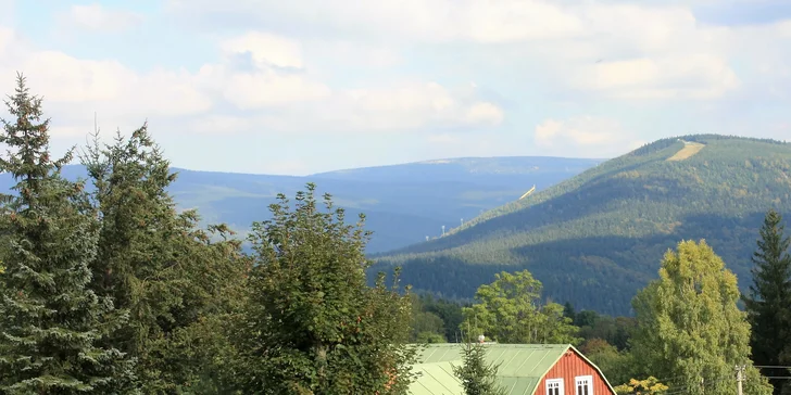 Pobyt v Kořenově na rozhraní Jizerských hor a Krkonoš: rodinný hotel se snídaní či polopenzí