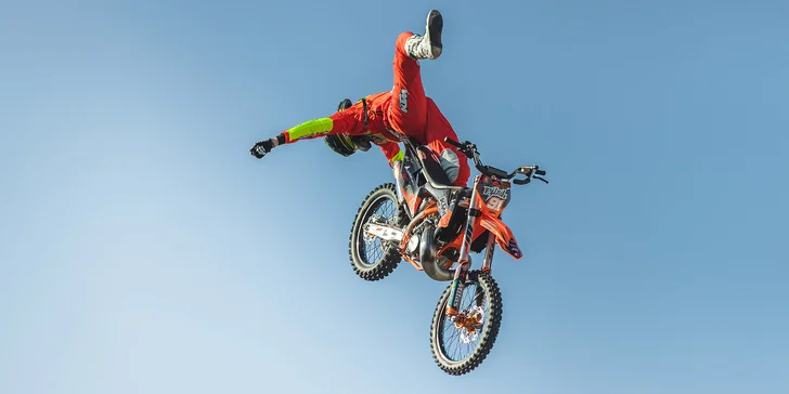 Tandem backflip s Petrem Pilátem: příprava, zapůjčení vybavení i video