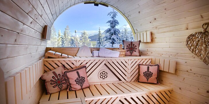 Pohádkový pobyt v luxusním apartmánu až pro 4 os.: venkovní vířivka a sauna, soukromý les