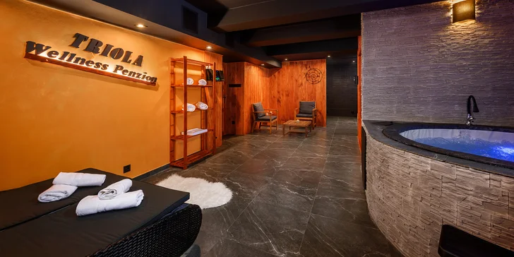 Privátní wellness na 90-120 minut pro 2–4 osoby: káva i láhev Bohemia sektu
