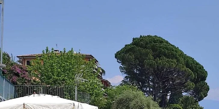 Dovolená pro pár i rodinu na břehu Lago di Garda: snídaně, wellness i kola