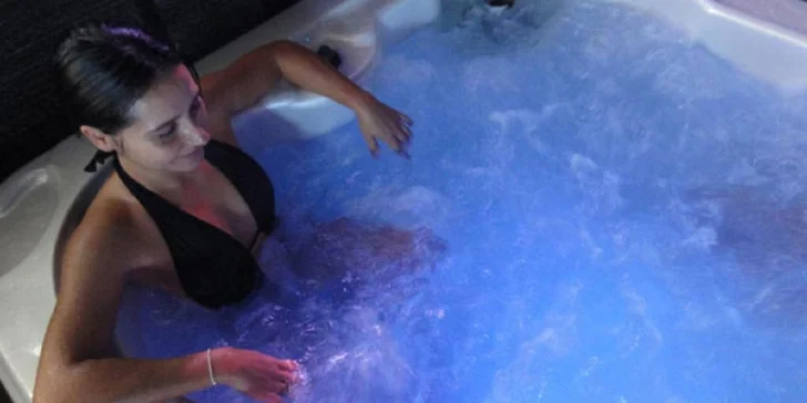 Dovolená pro pár i rodinu na břehu Lago di Garda: snídaně, wellness i kola