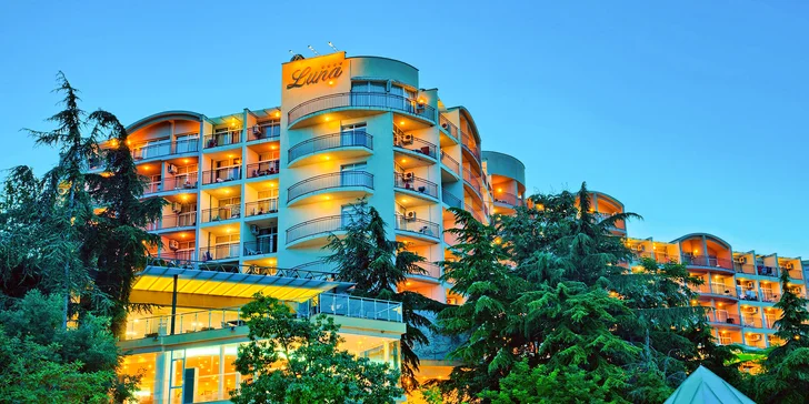 Zlaté Písky: dovolená ve 4* hotelu s polopenzí nebo all inclusive i vstupem do bazénu