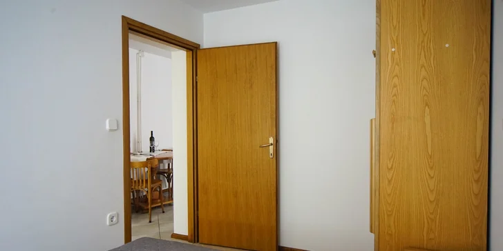 Dovolená na Istrii: pokoj či apartmán, bazén a 350 m na pláž