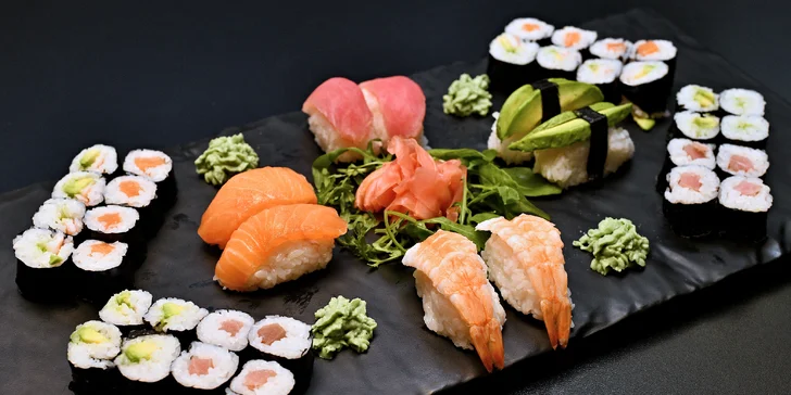 Sushi v Bali Bali u metra Křižíkova: maki, nigiri, california i losos, sety s 8 až 40 ks