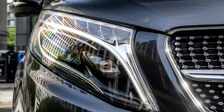Voucher až na 20 000 Kč na pronájem obytného vozu Mercedes-Benz