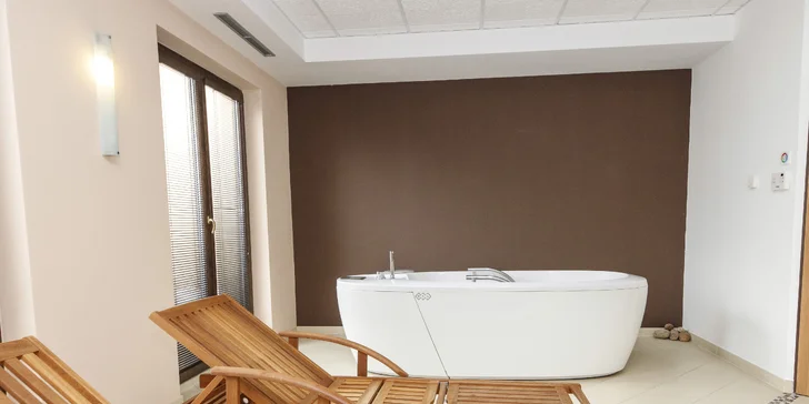 Pobyt na Plzeňsku se snídaní i privátním wellness vč. romantické varianty