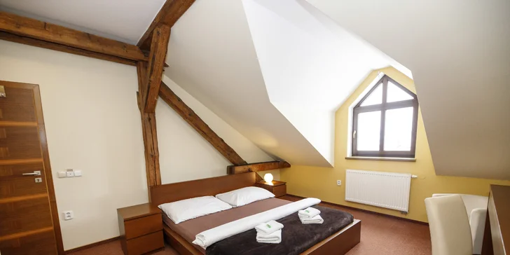 Pobyt na Plzeňsku se snídaní i privátním wellness vč. romantické varianty