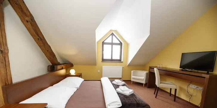 Pobyt na Plzeňsku se snídaní i privátním wellness vč. romantické varianty