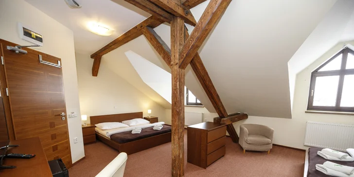 Pobyt na Plzeňsku se snídaní i privátním wellness vč. romantické varianty