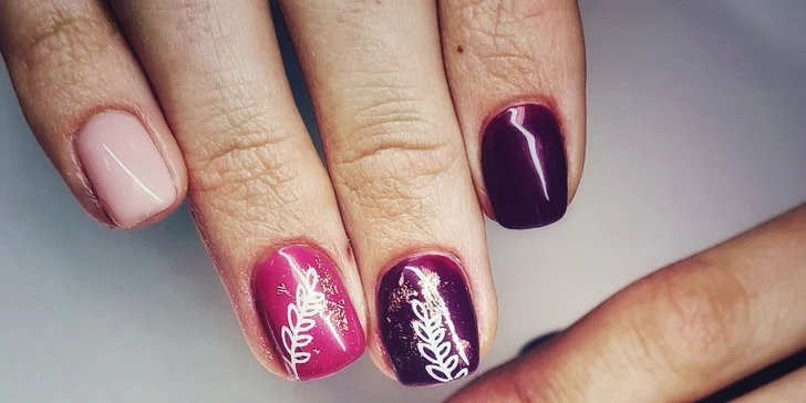Manikúra a parafínový zábal, UV gel, P-Shine, gel lak i IBX ošetření nehtů