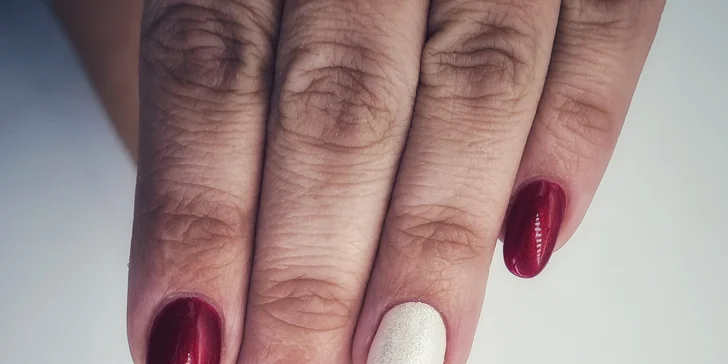 Manikúra a parafínový zábal, UV gel, P-Shine, gel lak i IBX ošetření nehtů