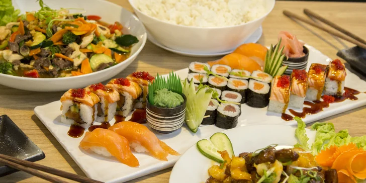 Pestré sushi sety v centru Brna: 34 a 46 kousků nebo 28 ks a teplé jídlo