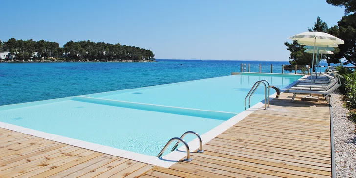 Rodinná dovolená v Dalmácii: polopenze a wellness