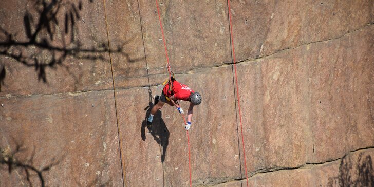 Adrenalin ve vašich rukou: rope jumping ze Sekané skály pro 1 i 2 dobrodruhy