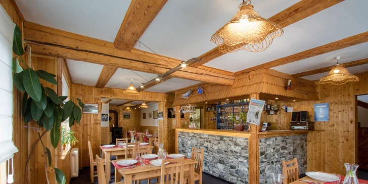 Pobyt v Kořenově na rozhraní Jizerských hor a Krkonoš: rodinný hotel se snídaní či polopenzí
