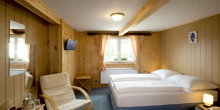 Pobyt v Kořenově na rozhraní Jizerských hor a Krkonoš: rodinný hotel se snídaní či polopenzí