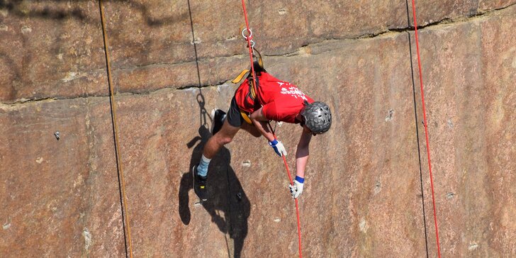 Adrenalin ve vašich rukou: rope jumping ze Sekané skály pro 1 i 2 dobrodruhy