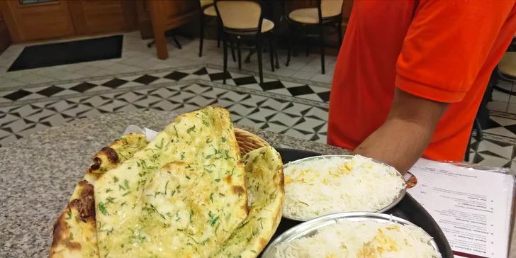 Indické menu pro 1–2 osoby: butter chicken, tikka masala, příloha i nápoj