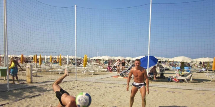 Dovolená v italském Rimini: hotel u moře, s polopenzí, bazénem a vířivkou