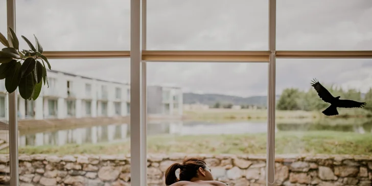 Luxusní pobyt na zámku v polských Krkonoších se snídaní a neomezeným wellness