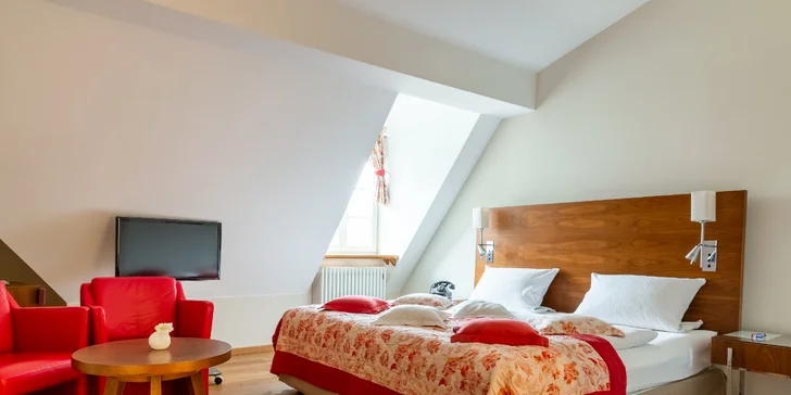 Luxusní pobyt na zámku v polských Krkonoších se snídaní a neomezeným wellness