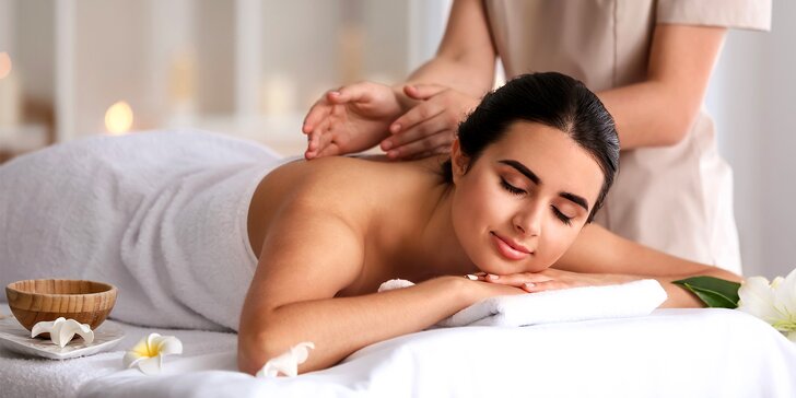 Masáž dle výběru v délce 30 nebo 60 minut: sportovní, indická nebo masáž obličeje a dekoltu
