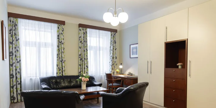 Královské Vinohrady až pro 5 osob: moderní apartmán s kuchyňkou a snídaně