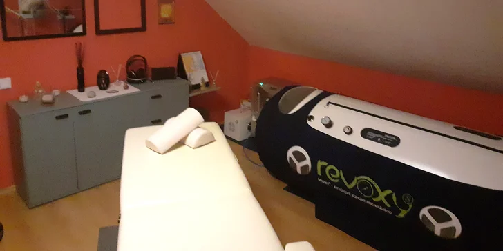Hyperbarická oxygenoterapie: pobyt v kyslíkové komoře vč. permanentky