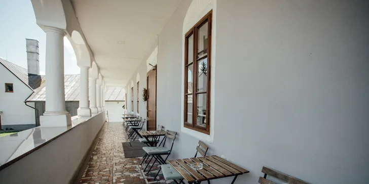 Čarokrásný pobyt ve světoznámé obci Čičmany na Slovensku: túry a úchvatná lidová architektura