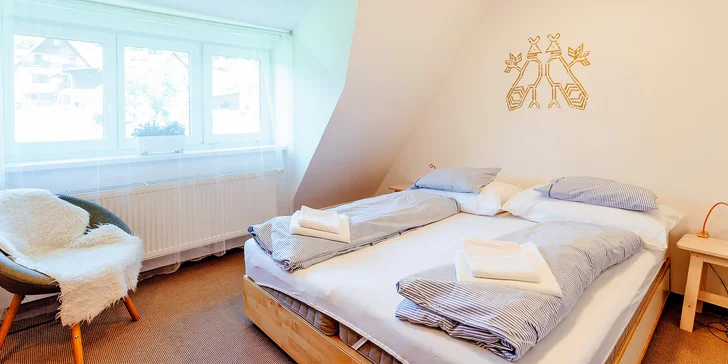 Čarokrásný pobyt ve světoznámé obci Čičmany na Slovensku: túry a úchvatná lidová architektura