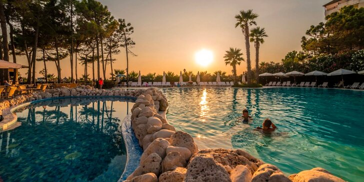 All inclusive dovolená v Albánii vč. letenky: 4* hotel Dolce Vita přímo u pláže