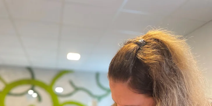 Workshop v květinářství Carmen Flora: pro děti i dospěláky, možnost letního kurzu s grilováním