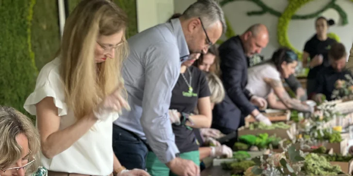 Workshop v květinářství Carmen Flora: pro děti i dospěláky, možnost letního kurzu s grilováním