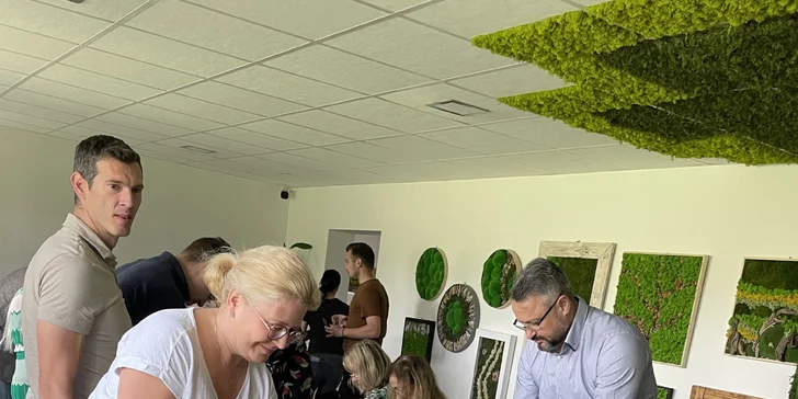 Workshop v květinářství Carmen Flora: pro děti i dospěláky, možnost letního kurzu s grilováním