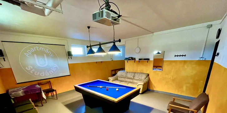 Rodinný pobyt v Beskydech až pro 6 osob: třípokojové apartmány, zahrada s posezením