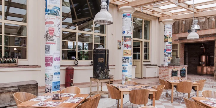 Křídla, hamburger s hranolky, koleno či žebra na grilu pro 1 i 2 osoby