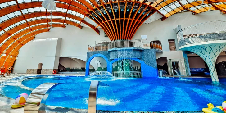 Wellness pobyt v polských Krkonoších: polopenze a denně vstup do aquaparku se saunami