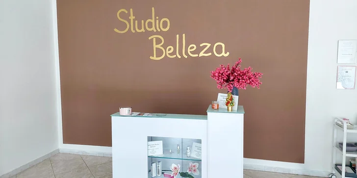 Manikúra s parafínovým zábalem či P-shine i mokrá pedikúra nebo kombo balíček