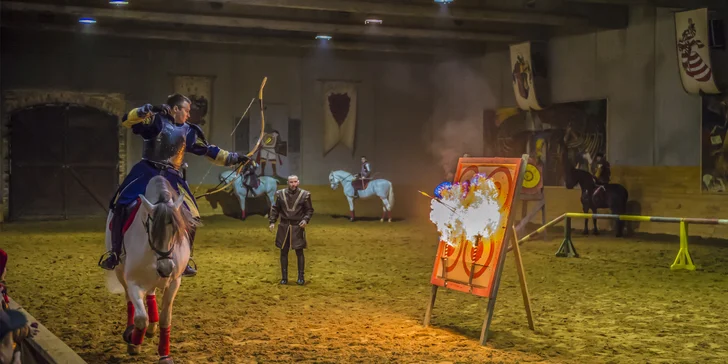 Pobyt s polopenzí, neomezeným wellness i rytířskou show s mongolskými koni v Maďarsku
