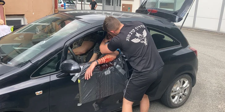 Kurz první pomoci u autonehody: naučte se, jak zachránit život